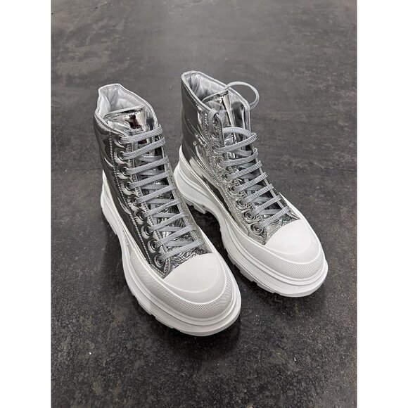 Alexander McQueen Metallic Mid Ankle Sneakers Silver & White Booties - Picture 2 of 9